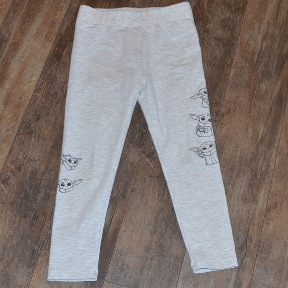 Star Wars - Baby Yoda Gray Leggings - Picture 1 of 7